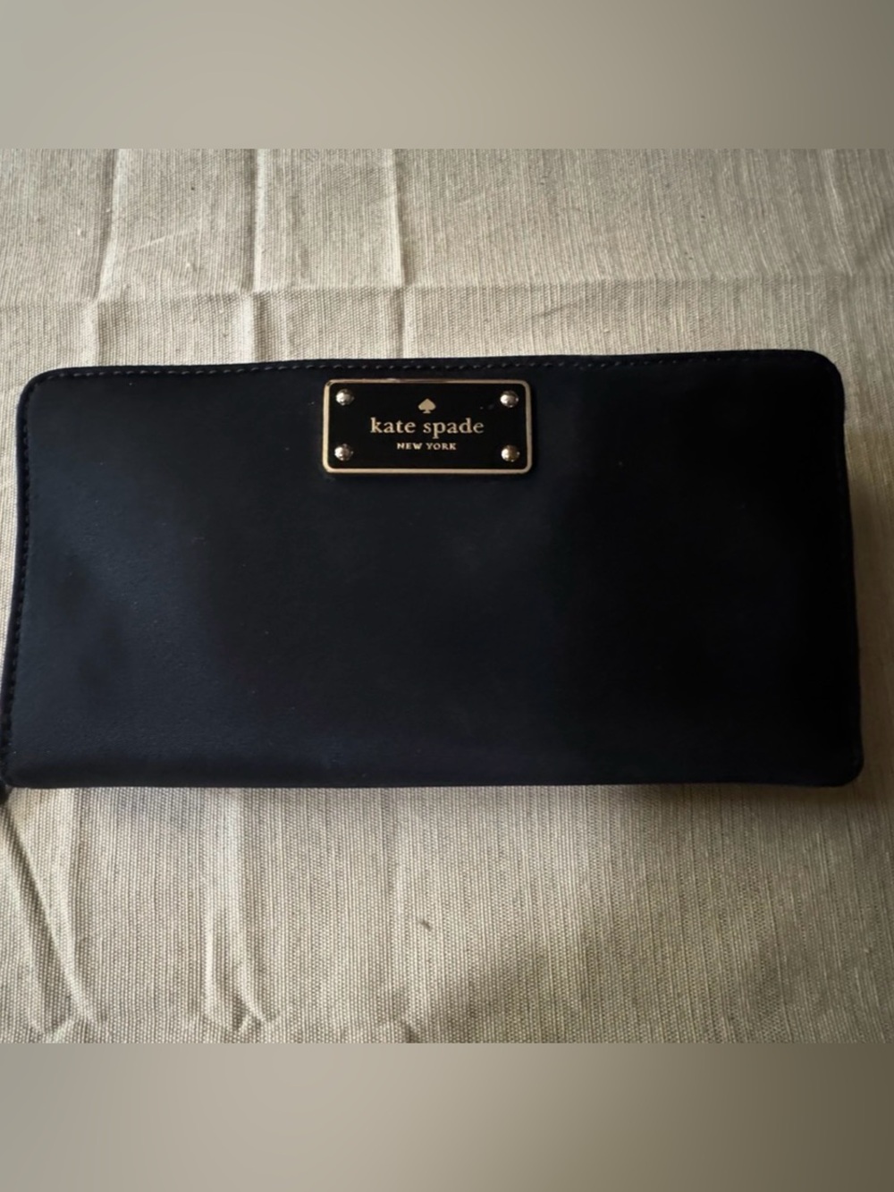 ✨KATE SPADE New York Blake Avenue Neda Zip Around Continental Wallet- 
Like NEW✨